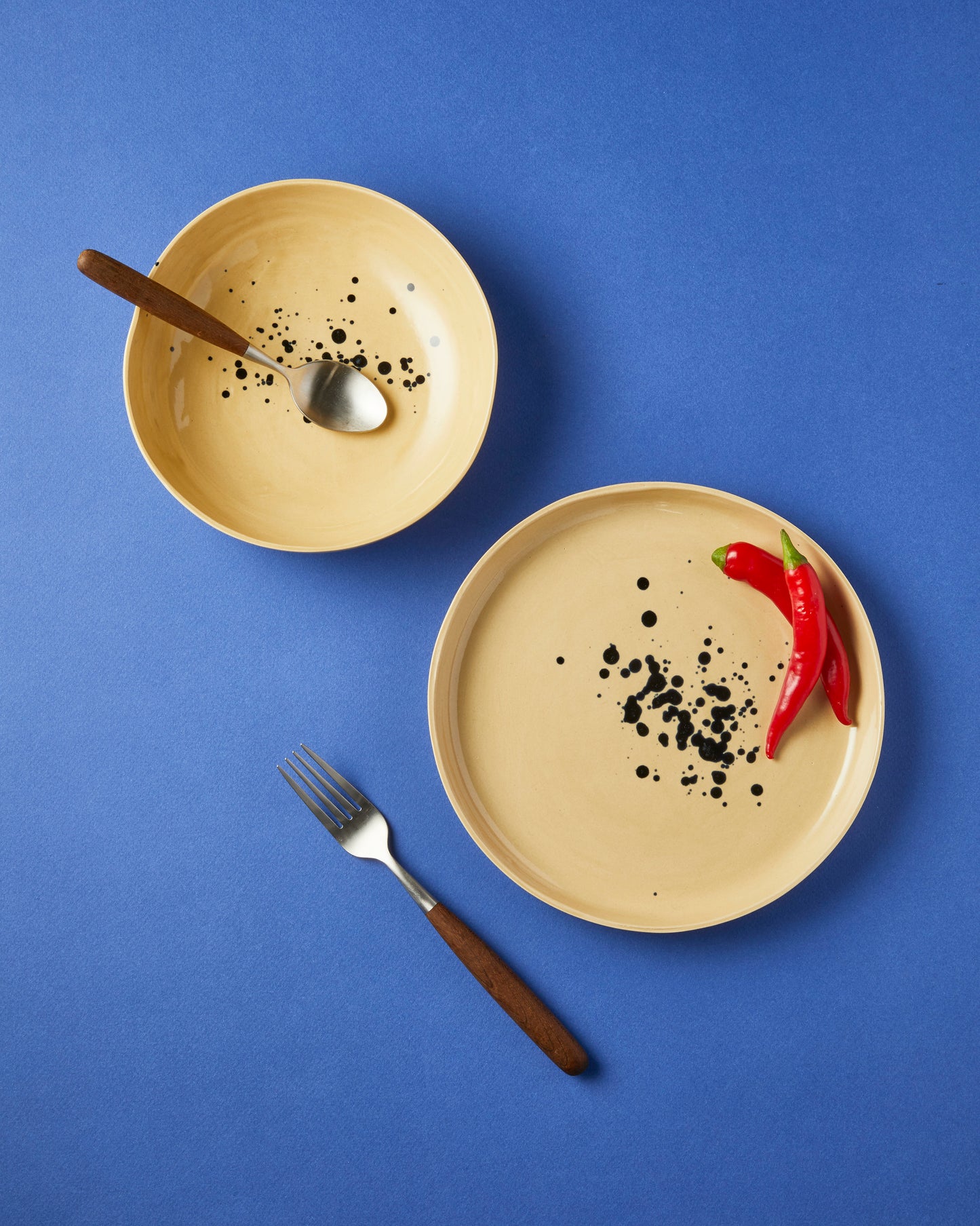 Assiette plate - 22cm - Ocre et bleu